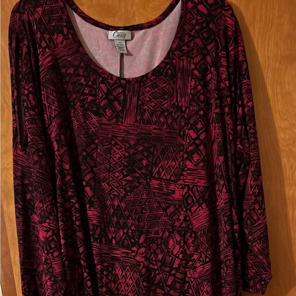 Catherine’s Maxi Dress - Picture 2 of 4